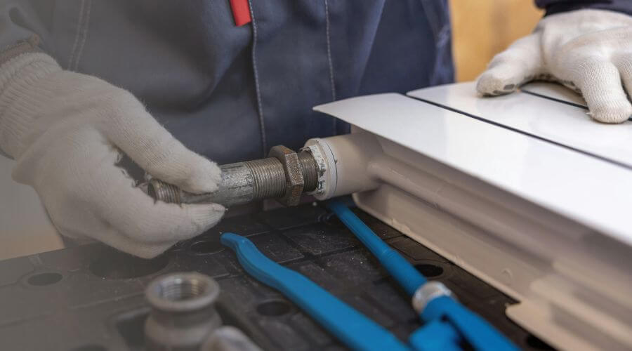 Burst Pipe Repair in La Loma, NM